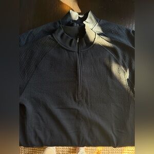 Lululemon Men’s Engineered Warmth quarter zip, medium, lot of 2